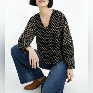 NWOT - Madewell Sheer-Sleeve Top in Brushstroke Paisley Mix Size S